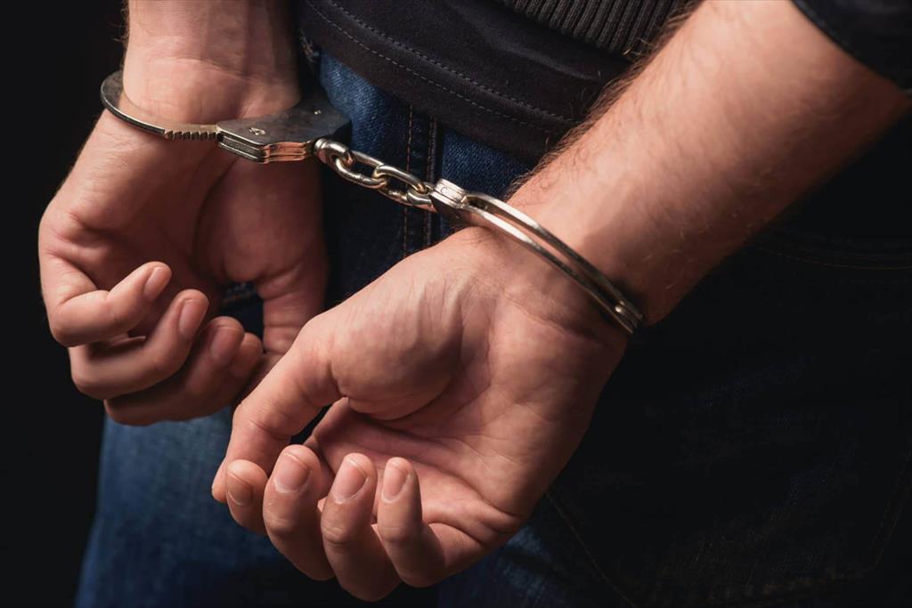 Scandal cu conotații sexuale la Câmpina. Un bărbat de 28 ani a fost reținut de polițiști