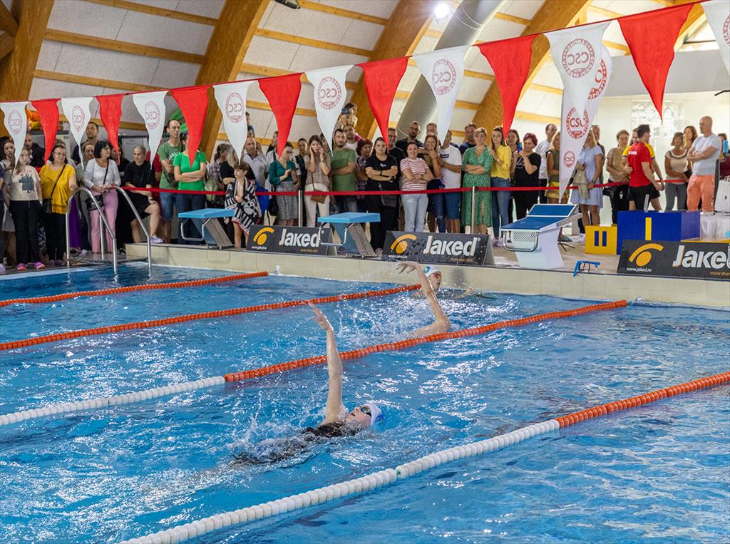 Concurs de natație în cadrul Festivalului CâmpinArtelor și Sporturilor 2023