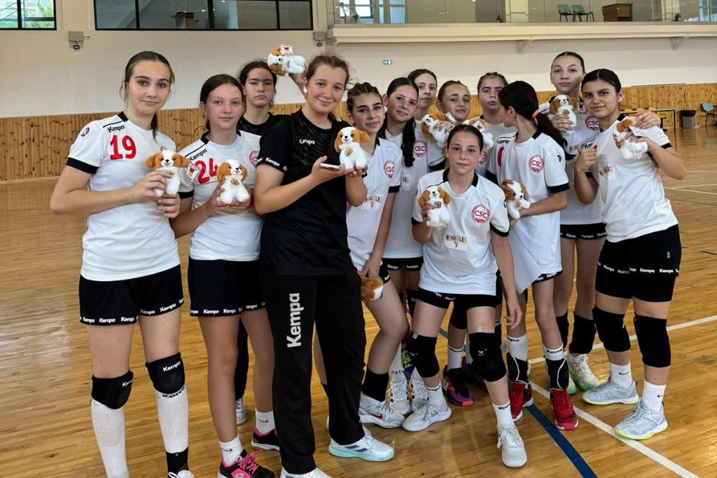 Handbal feminin, juniori IV. CS Câmpina s-a clasat pe locul 9 la nivel național, cu patru recorduri