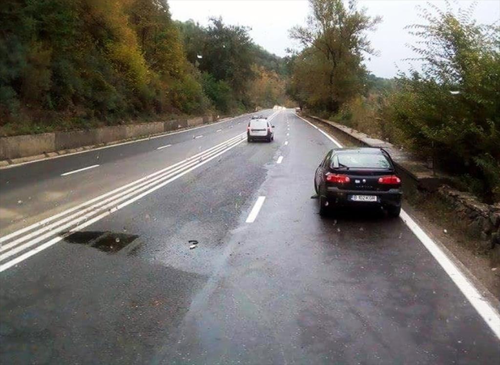 Un nou accident rutier pe DN1, la Nistorești, exact în locul în care două mașini s-au ciocnit frontal duminică seara