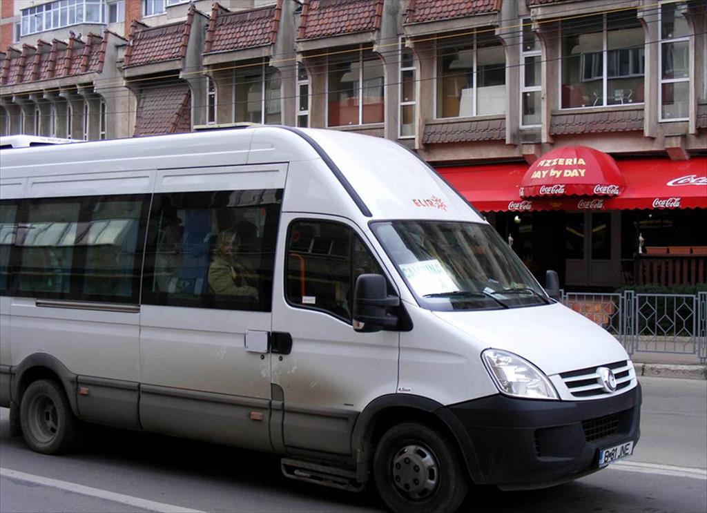 Se scumpesc biletele de maxi-taxi pe traseele interne din Câmpina și pe traseul județean Gară - Centru - Bănești