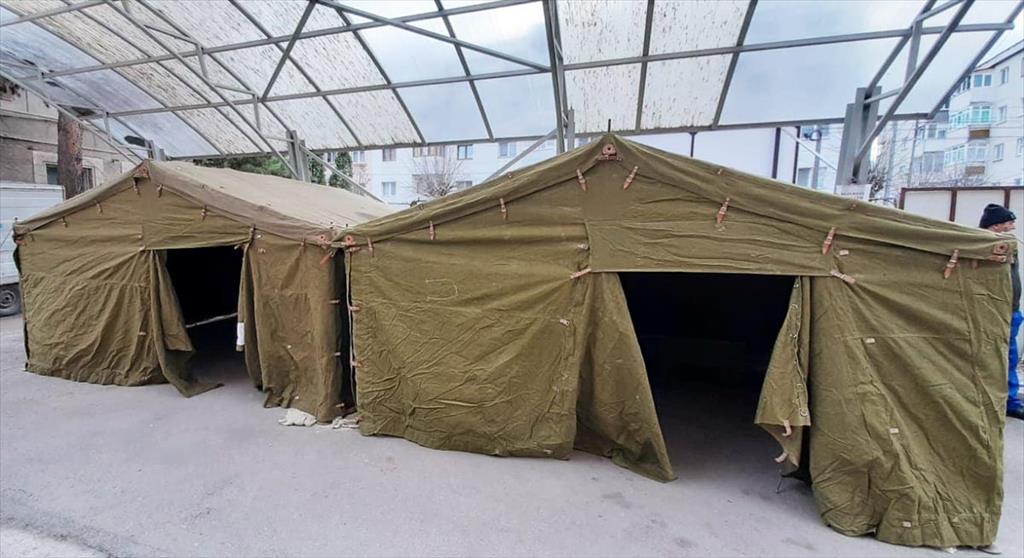 La Spitalul Municipal Câmpina au fost instalate două corturi pentru triaj epidemiologic
