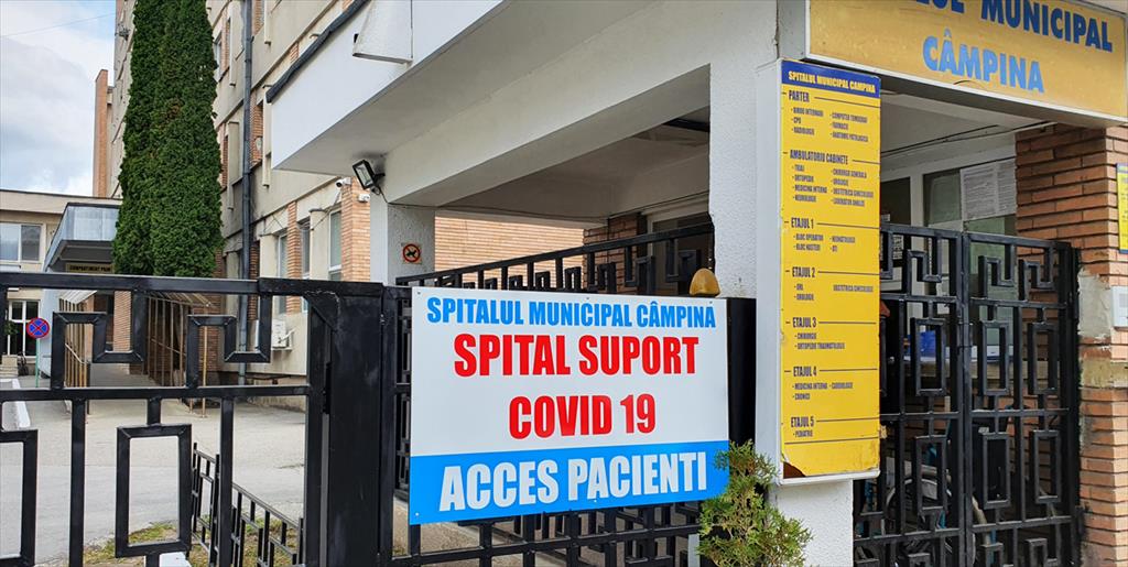 La Spitalul Municipal Câmpina au sosit primele rezultate la testarea personalului și s-au înlocuit corturile de triaj cu containere