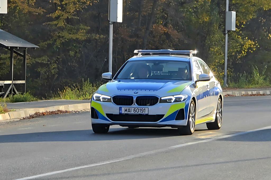 Polițiștii câmpineni s-au întâlnit cu o parte a conducătorilor de ambulanțe