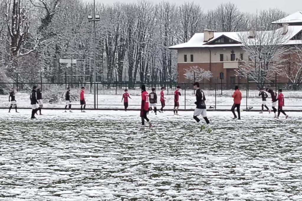 Amical. CS Câmpina (juniori sub 18 ani) - Muscelul Câmpina 2-2