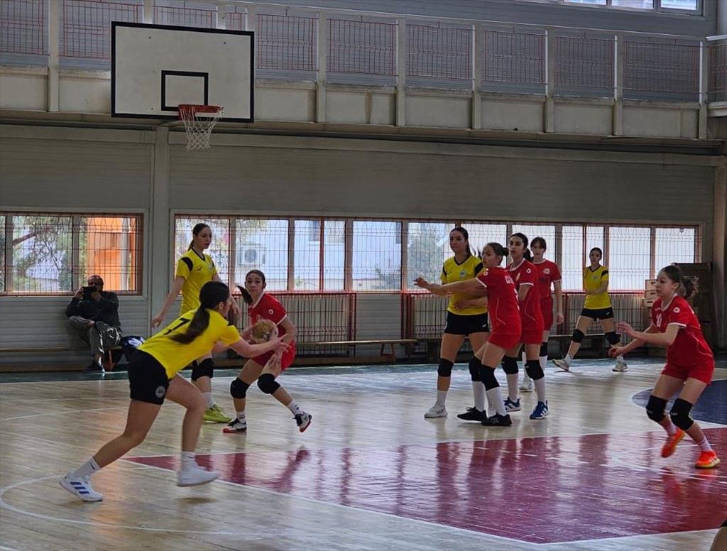 Handbal feminin, juniori III. CS Câmpina - Concordia Chiajna 25-24