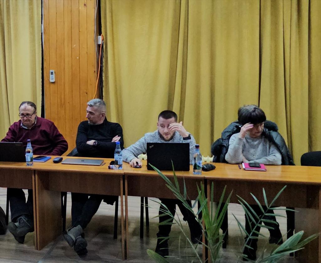 Un nou derapaj verbal în plenul Consiliului Local Câmpina: ”Ce dracu, nu vorbim aceeași limbă?!”, i-a spus Andrei Duran lui Cosmin Raț
