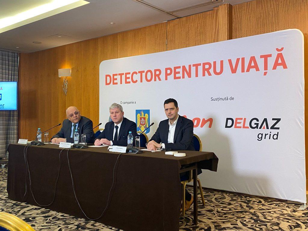 10.000 detectoare de fum vor ajunge în locuințele românilor în campania ”Detector pentru viață”