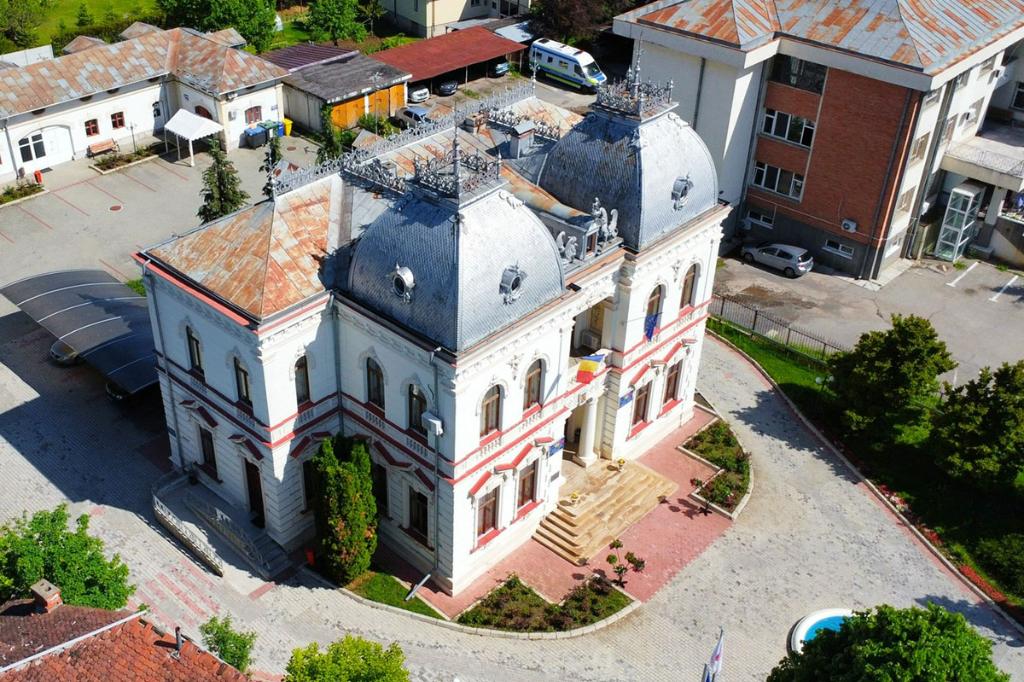 Până pe 24 iunie se pot depune proiecte la Primăria Câmpina pentru finanțarea prin Legea 350