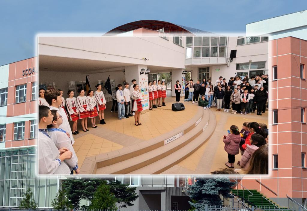 ”La mulți ani, România!” – au transmis, prin cântece și versuri, copiii de la Școala Gimnazială Centrală Câmpina