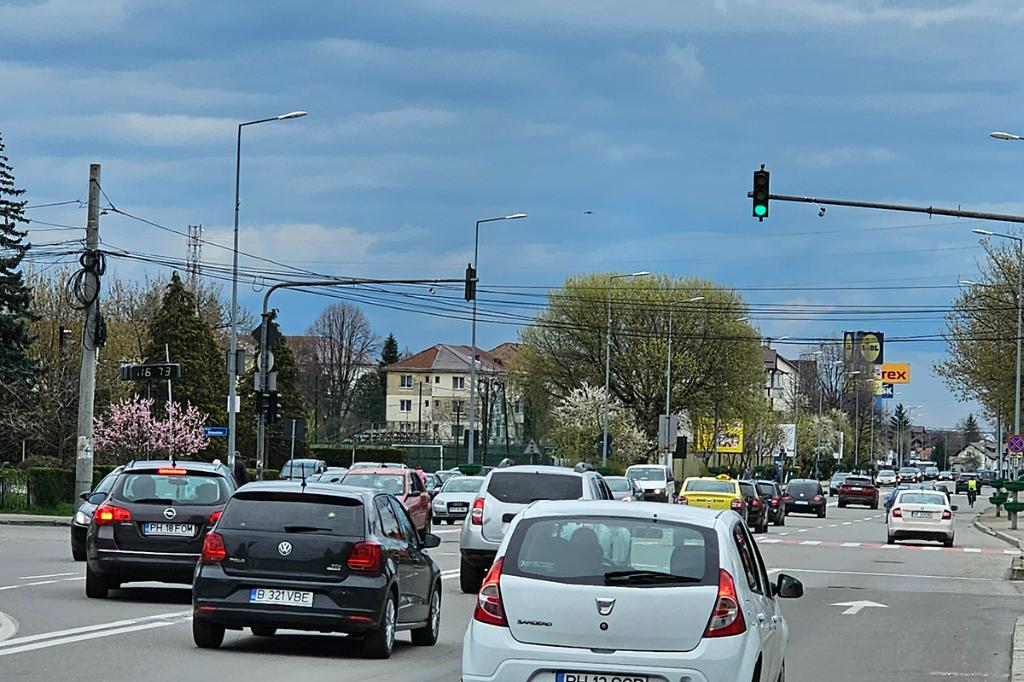 Primăria Municipiului Câmpina inițiază procedura de reglementare a parcărilor publice și de reședință