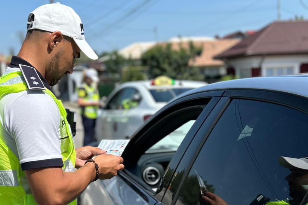 Un câmpinean a fost depistat fără permis și... băut la volanul unui autoturism