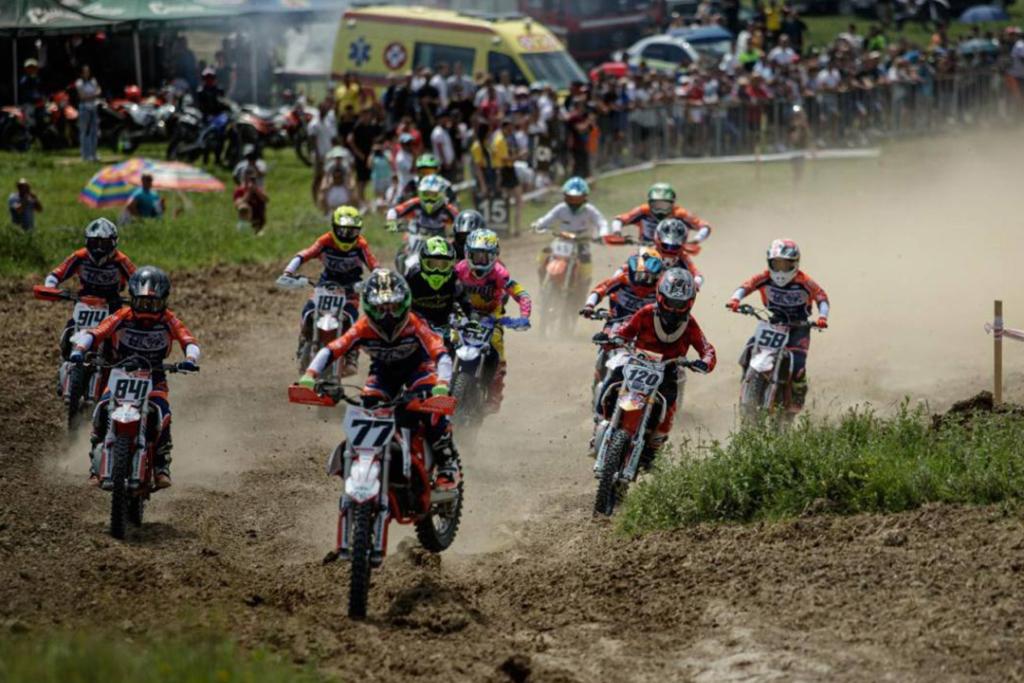 Competiții sportive la final de săptămână