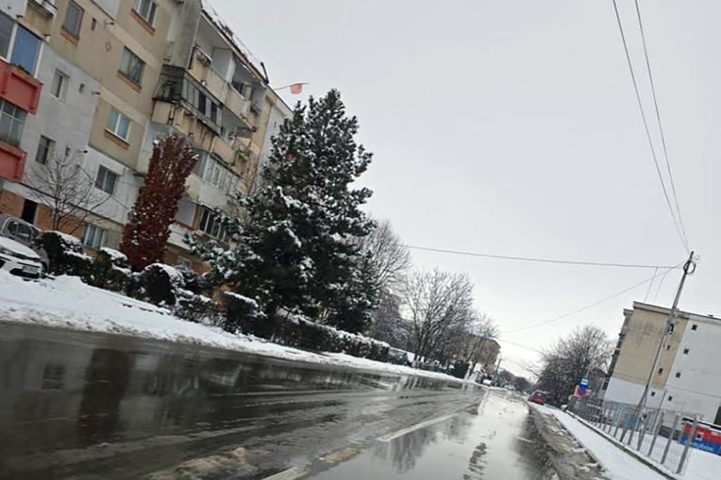 La Câmpina se circulă normal, în condiții de iarnă