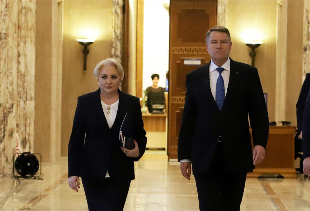 România își alege astăzi președintele. Klaus Iohannis (PNL) sau Viorica Dăncilă (PSD)?