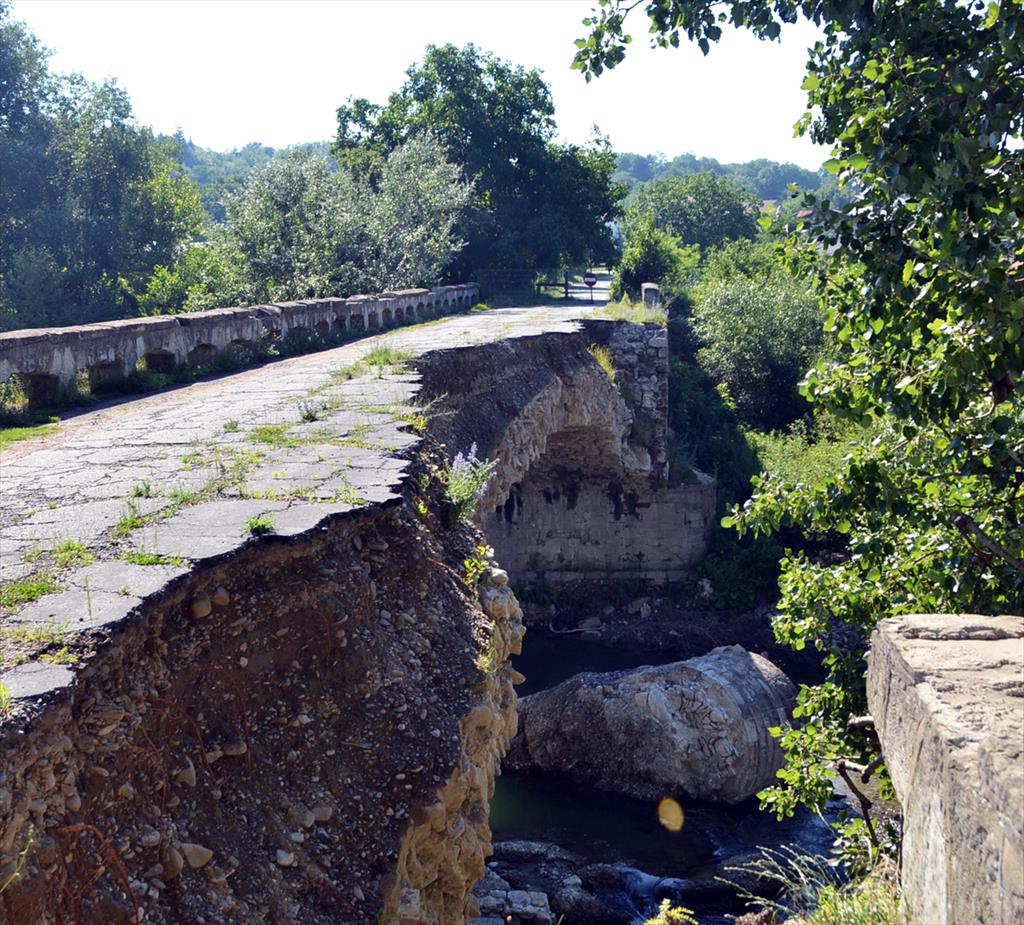 Între Câmpina și Bănești nu va mai fi construit un pod, ci un podeț pietonal, peste râul Doftana
