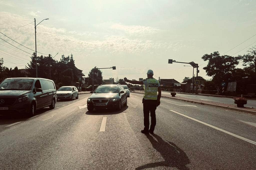 Bărbat băut, dimineața, la volan, pe DN1... L-au oprit polițiștii!