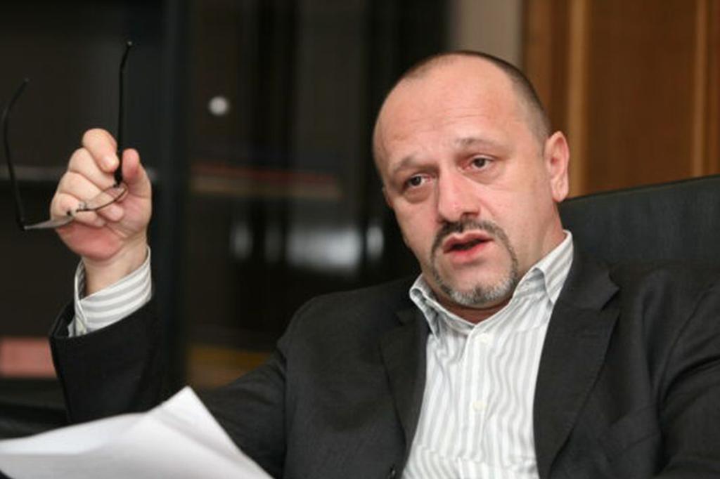 Șpaga în cont, obiectul unui nou dosar de corupție al DNA. Vizat - fostul manager al Spitalului Județean, Bogdan Nica