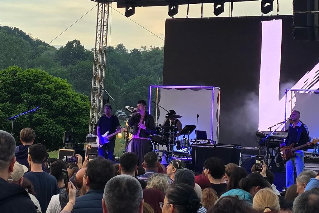 Tudor Chirilă și Vama, visul unei seri de vară în Parcul Soceram din Câmpina