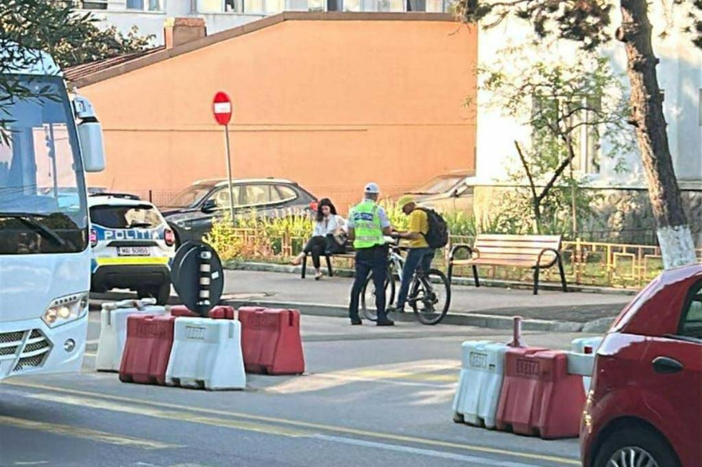 Polițiștii câmpineni au depistat în trafic un biciclist băut înainte de... 8 dimineața!