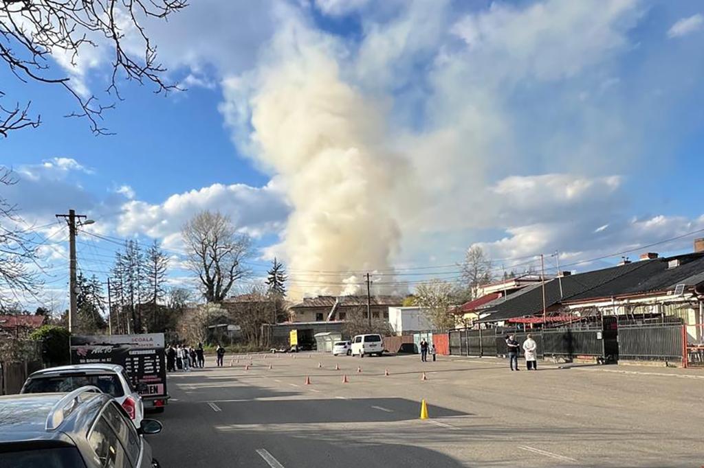 Incendiu puternic la clădirea de pe Strada Schelelor, care a aparținut Institutului, părăsită de ani buni