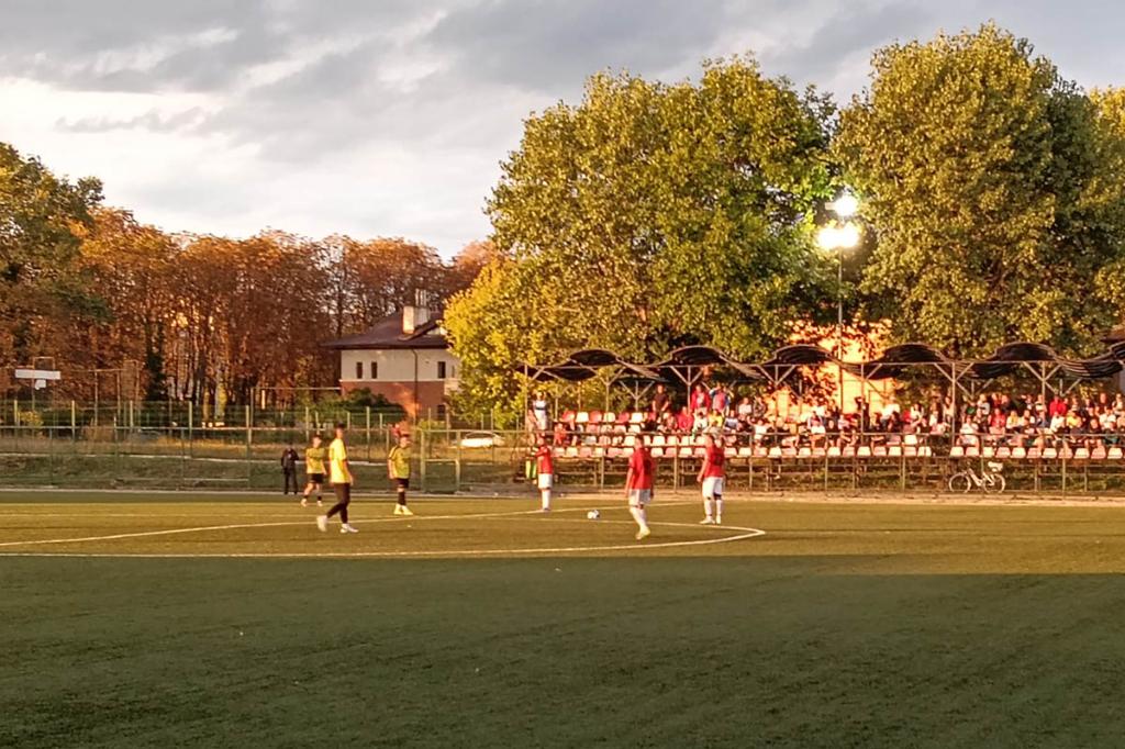 Liga a 5-a. Muscelul Câmpina - Sportul Câmpina 1-1