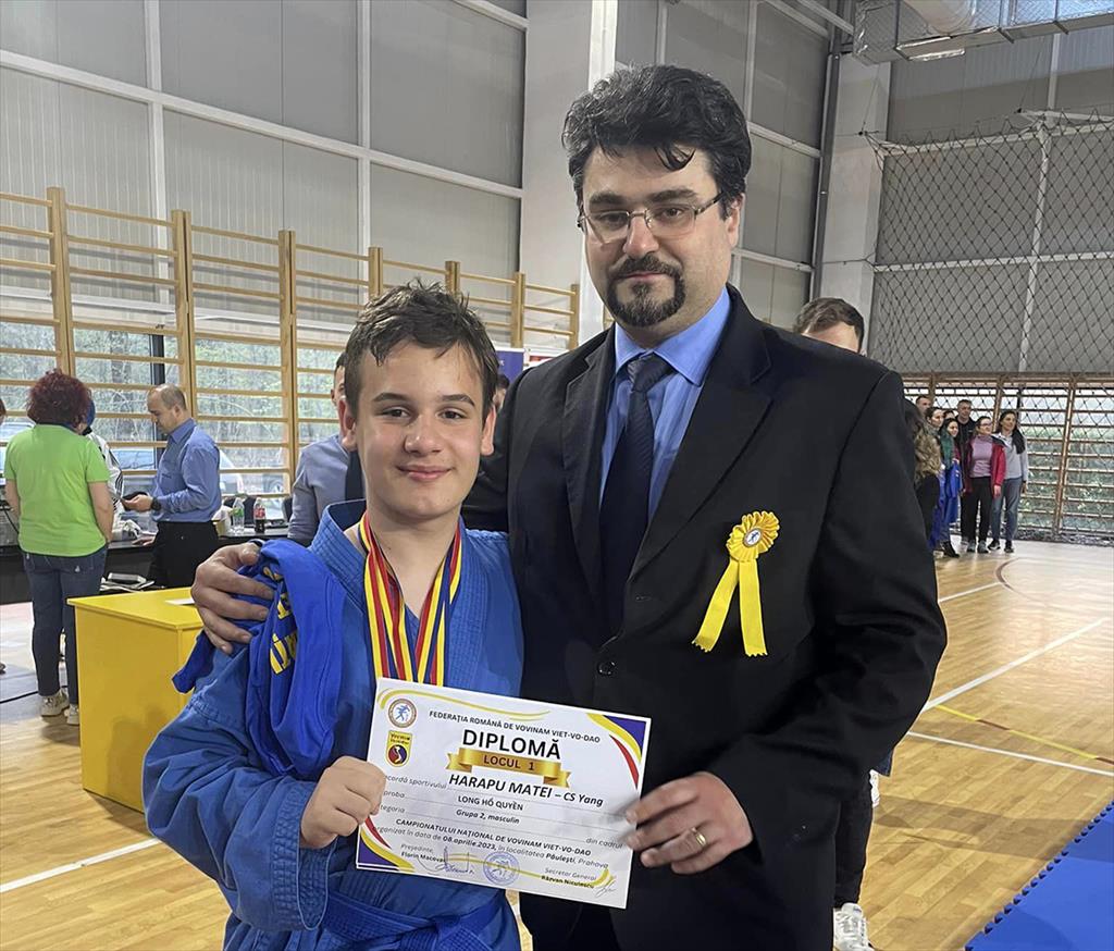 Câmpineanul Matei Harapu - trei medalii la Campionatul Național de Vovinam