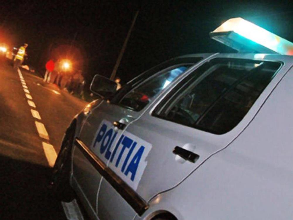 Femeie lovită de un autoturism pe DN1, la Bănești, la intersecția cu drumul spre Urleta