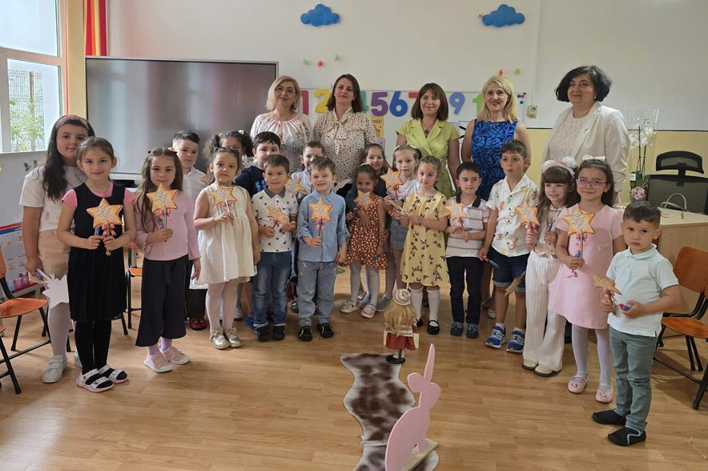 „Gărgărițele”, lecție demonstrativă la Grădinița „Iulia Hasdeu” Câmpina
