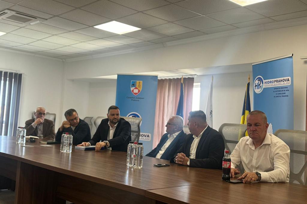 HidroPrahova a semnat un contract de peste 265 milioane lei pentru rețelele de apă și canalizare din Băicoi, Scorțeni, Bănești și Telega