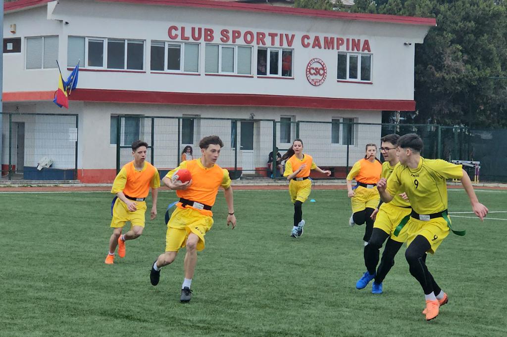Câmpina a fost gazda fazei județene a Olimpiadei Sportului Școlar la rugby-tag