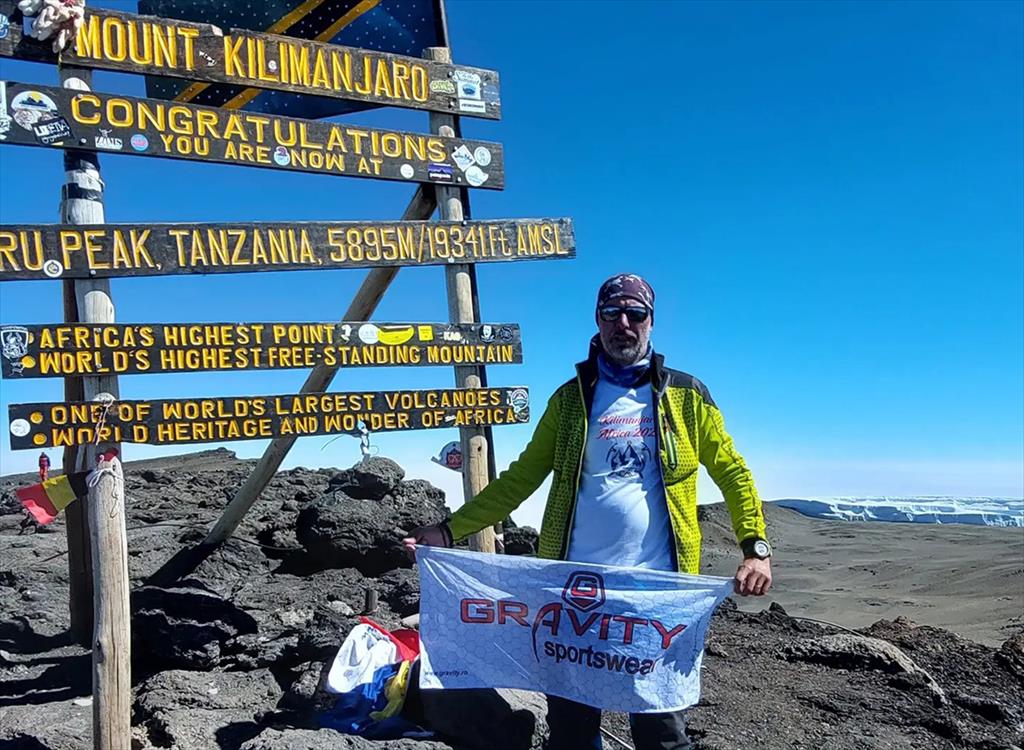 Cristi  Minculescu, un câmpinean pe Kilimanjaro, ”acoperișul Africii”
