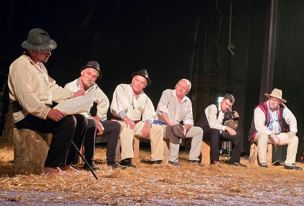 Atelierul Actorului a adus pe scenă parte din ADN-ul românesc – “Noi. Moromeții”