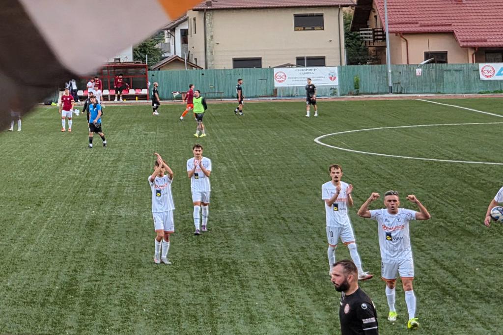 Liga a 4-a Prahova. Muscelul Câmpina - CS Aricești 2-2