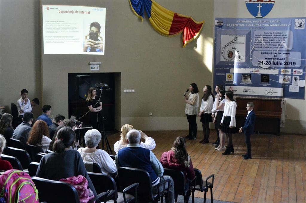 “Internetul: ieri eficiență, azi dependență”, o acțiune organizată de elevii Școlii “Constantin Brâncoveanu” din Breaza în cadrul proiectului ORA DE NET