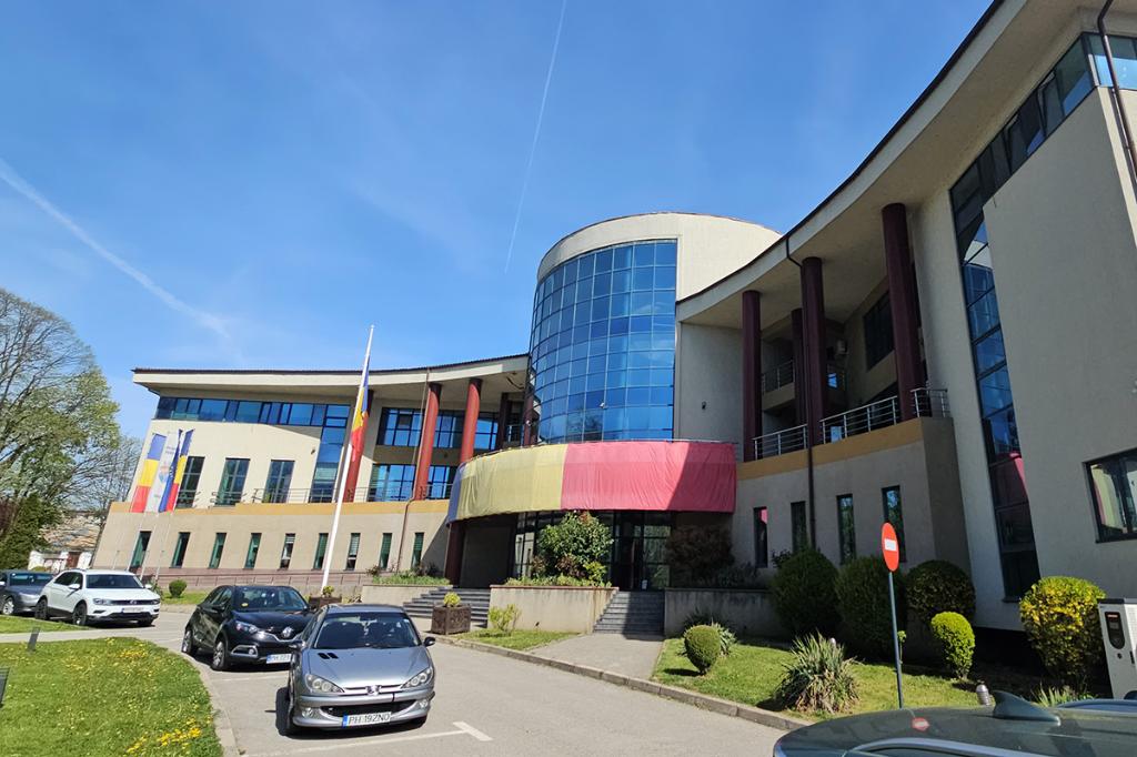 Reforma administrativă la Breaza: s-ar mai putea angaja 33 persoane!