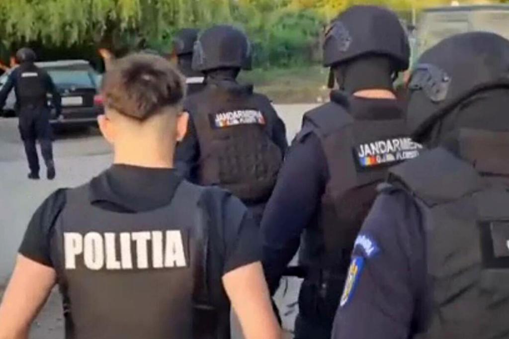 Percheziții în Prahova într-un dosar privind organizarea de jocuri de noroc fără licență. O persoană a fost condusă la audieri