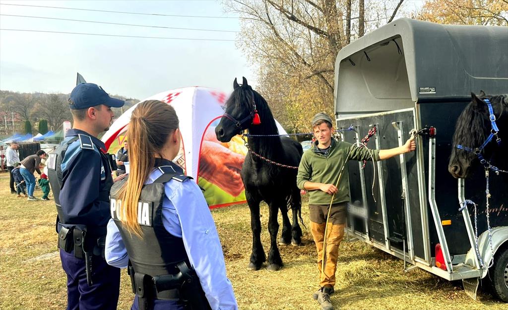 Poliția și Protecția Animalelor au descins la Festivalul Fermierului Muntean de la Breaza