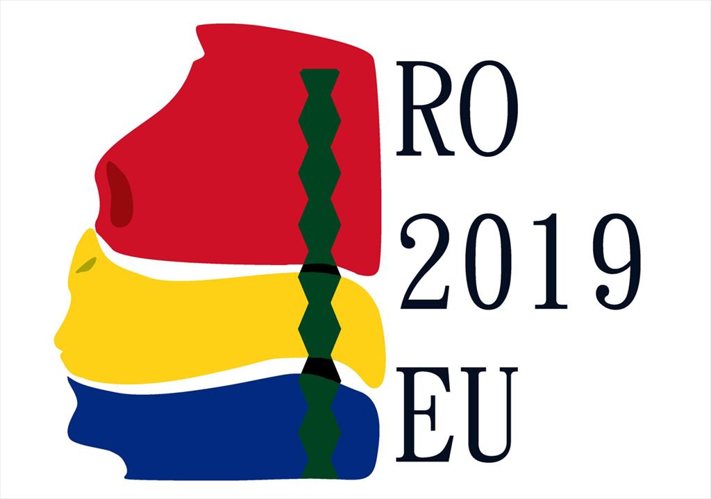Un elev de la Colegiul „Grigorescu” participă la concursul pentru crearea unui logo cu ocazia preluării preşedinţiei Consiliului UE de către România