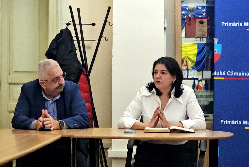 Reluarea cursurilor la școlile din Câmpina ar putea fi amânată din cauza problemelor generate de lipsa apei potabile