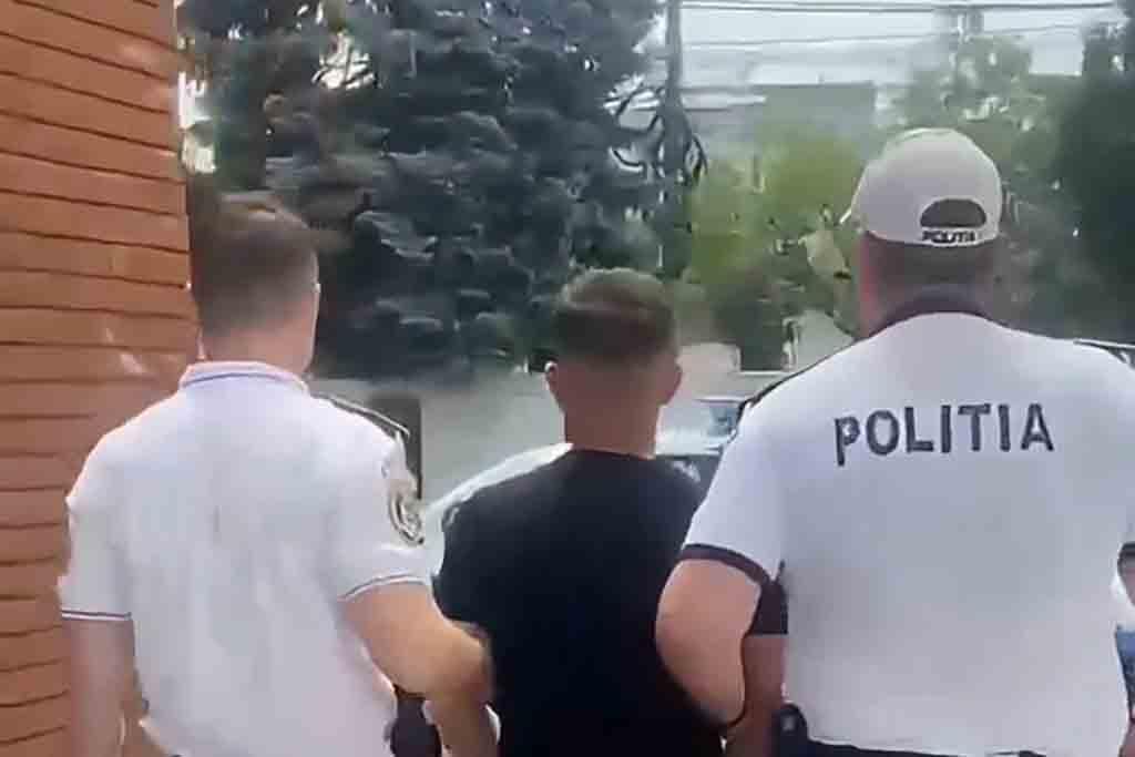 Tânăr de 20 ani - fără permis, băut, prins de radar, a fugit de polițiști! Acum, este în arest...
