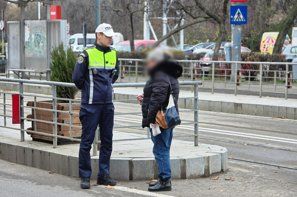 Pietonii, în vizorul polițiștilor prahoveni. Petste 400 abateri constatate în prima săptămână a lunii decembrie