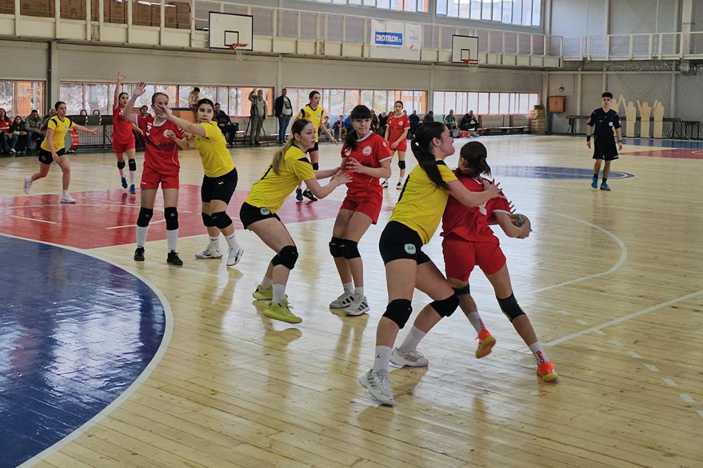 Sport la acest sfârșit de săptămână