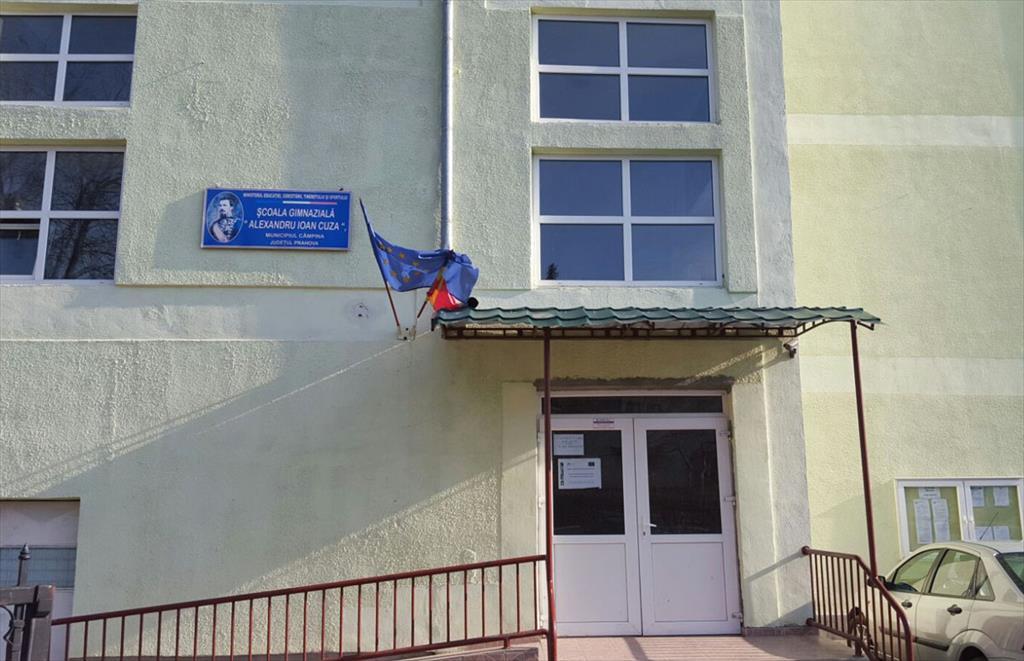 Chiar dacă nu s-au încheiat toate etapele, noul an școlar începe cu o parte din școli comasate