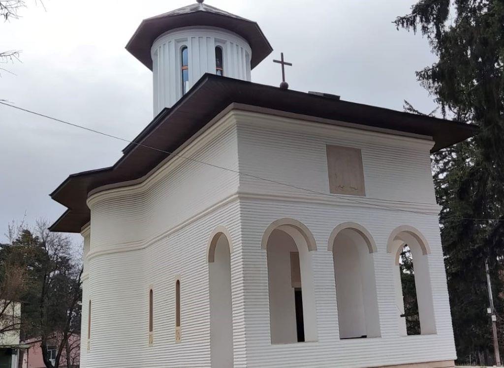 Bijuteria în stil brâncovenesc de la Câmpina – biserica de la Spitalul Voila