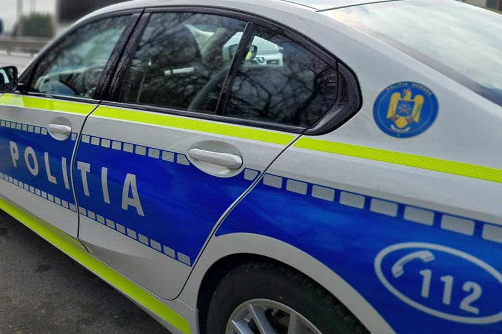 Accident în Prahova. O autoutilitară a lovit o căruță. Două persoane au ajuns la spital
