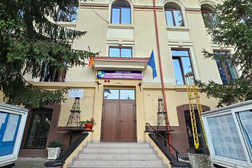 555 locuri ocupate și 91 locuri rămase libere la liceele câmpinene după prima etapă a repartizării computerizate în licee
