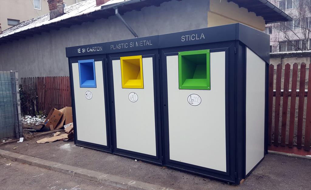 Noile containere pentru colectarea selectivă a deșeurilor au fost amplasate în 54 de locații din Câmpina. Spor la colectat!