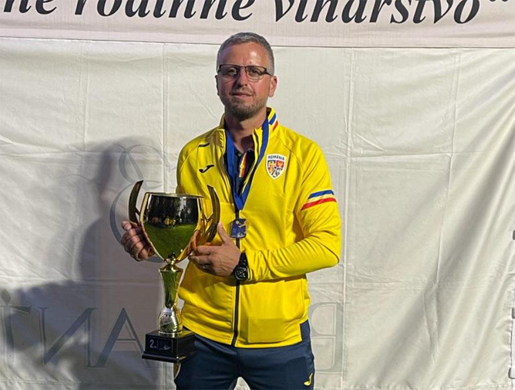 Sergiu Constanda, primarul comunei Poiana Câmpina, în Naționala primarilor, care a jucat finala la European Mayors Football for Peace