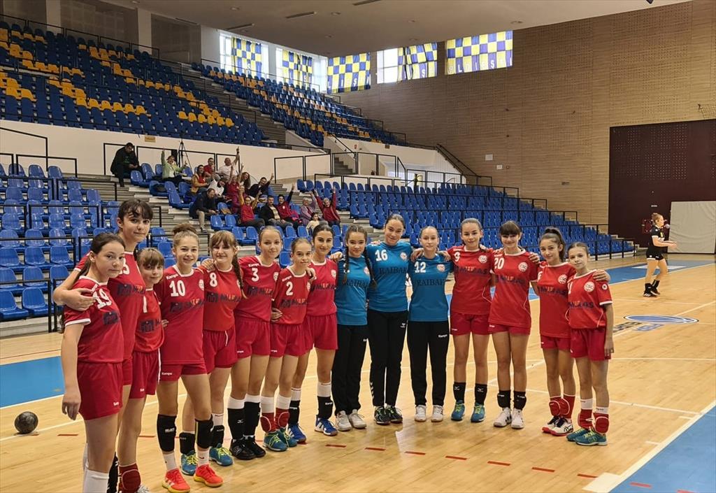 Handbal feminin, juniori III. CS Câmpina va întâlni sâmbătă, la Sala ”Grigorescu”, formația LPS Iolanda Balaș Soter Buzău